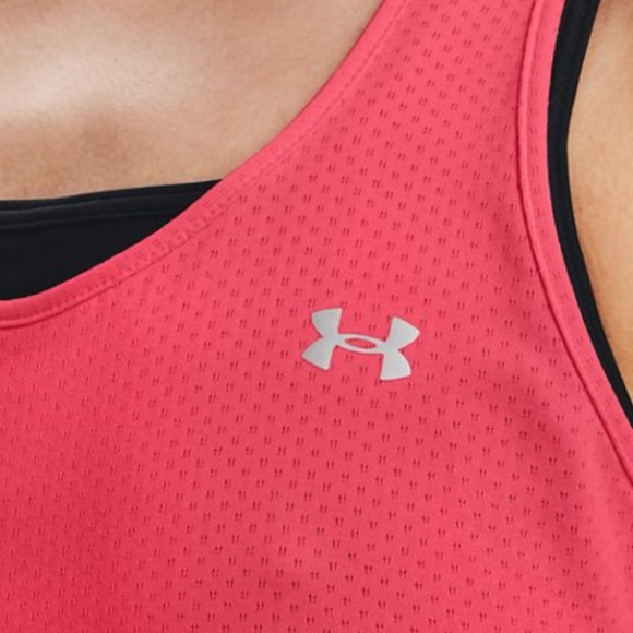 Under Armour Womens Athletic Tank Heat Gear - Picture 4 of 11